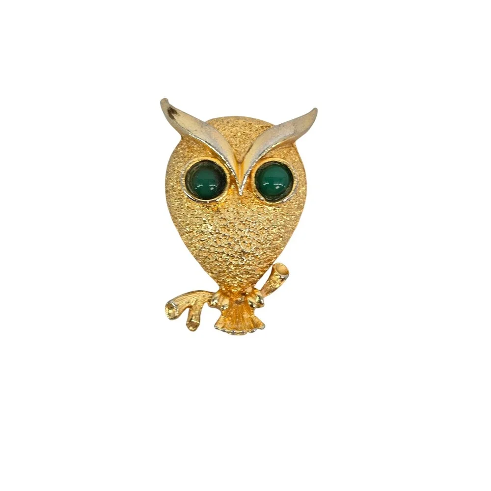 Vintage Gold Tone Owl Brooch Green Cabochon Eyes Textured Bird Pin 1.5 Inch